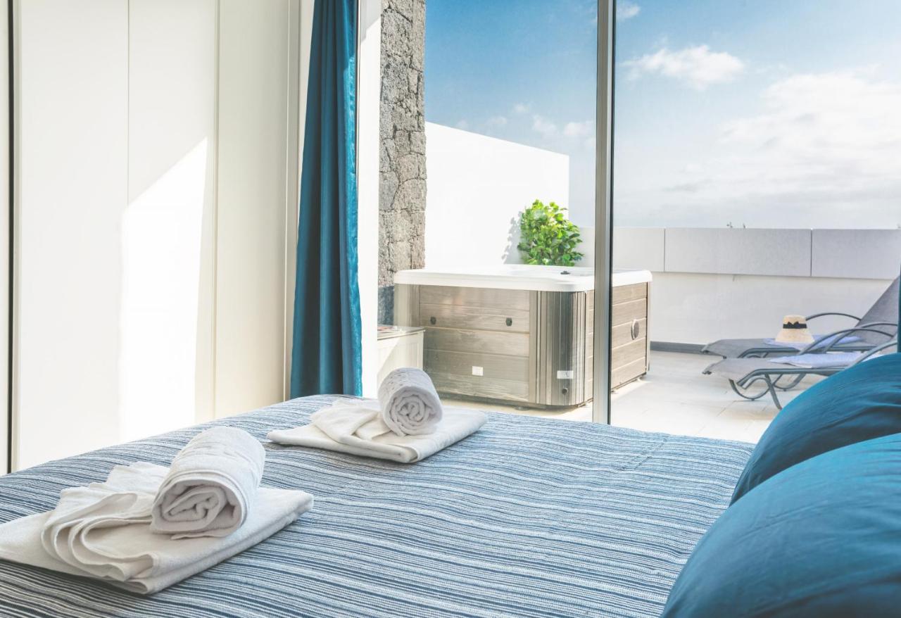 Monterey House Playa Blanca Villa Плая Бланка Екстериор снимка