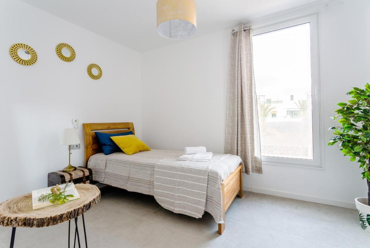 Monterey House Playa Blanca Villa Плая Бланка Екстериор снимка